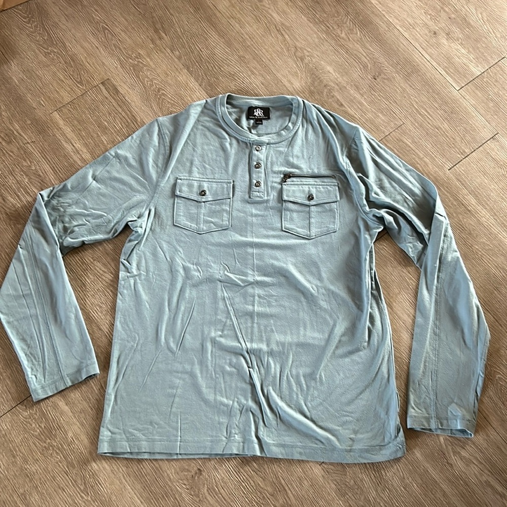Rock & Republic soft henley men’s shirt